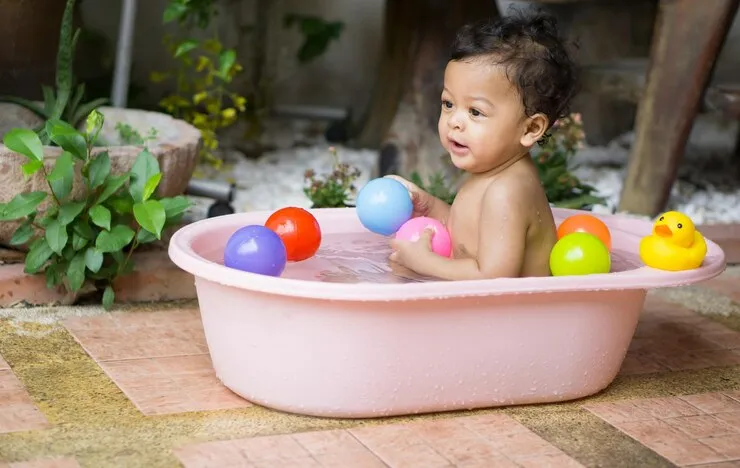 perlengkapan mandi bayi baru lahir