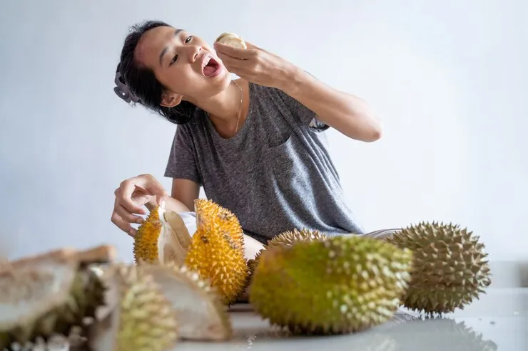 apakah ibu menyusui boleh makan durian