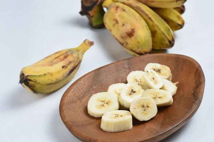 makanan untuk mengurangi kaki bengkak pada ibu hamil